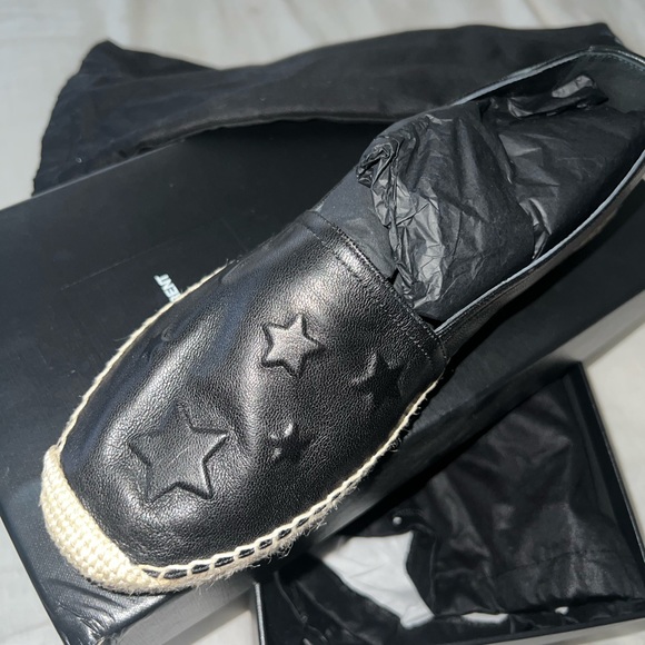 Espadrilles - Picture 1 of 3